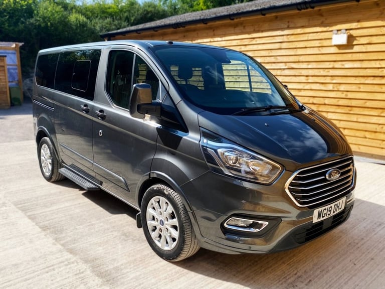 2019 Ford Tourneo Custom 2.0 TDCi EcoBlue 130ps L/R 9 Seater Titanium Auto MPV DIESEL Automatic