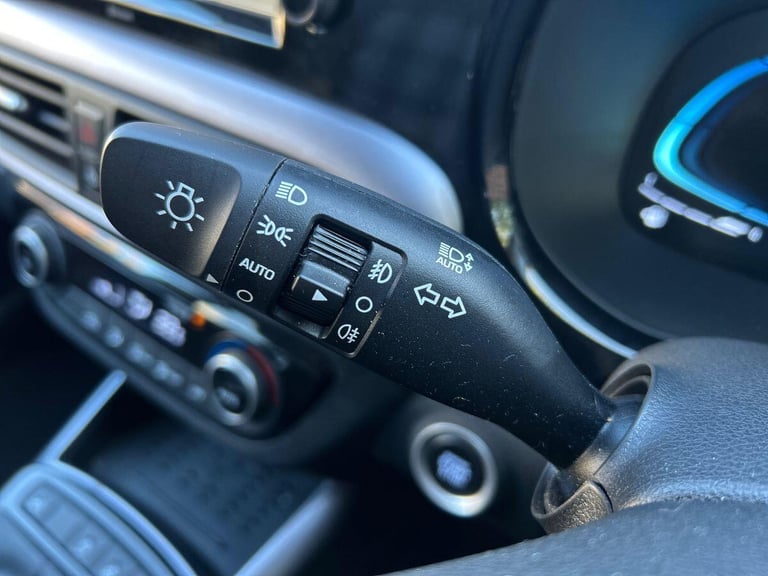 2024 Hyundai i10 1.0 Premium Hatchback 5dr Petrol Auto Euro 6 (s/s) (63 ps) Hatchback PETROL Auto...