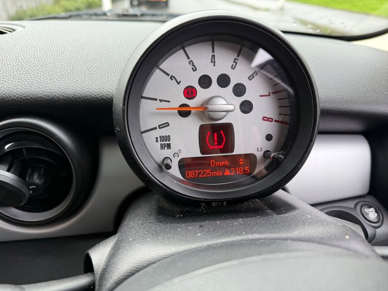 2011 Mini One, 1.6 Petrol, 87k miles, MOT Feb 2026, alloy wheels