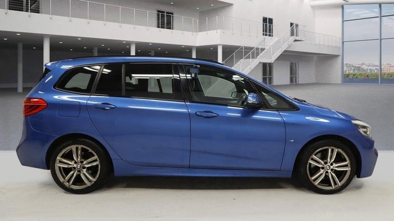 2017 BMW 2 Series 220i M Sport 5dr Step Auto ESTATE PETROL Automatic