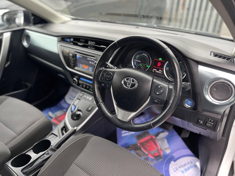 2013 Toyota Auris 1.8 VVT-h Icon CVT Euro 5 (s/s) 5dr HATCHBACK Petrol/Electric Hybrid Automatic