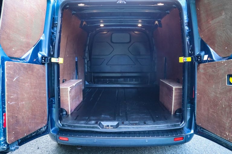 2018 68 FORD TRANSIT CUSTOM 2.0 300 ECOBLUE LIMITED PANEL VAN 5DR DIESEL MANUAL 