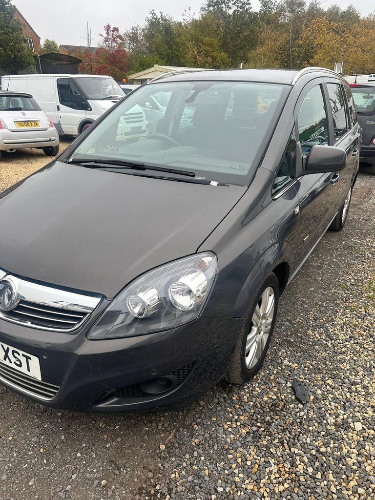 2012 Vauxhall/Opel Zafira 7 seater low miles