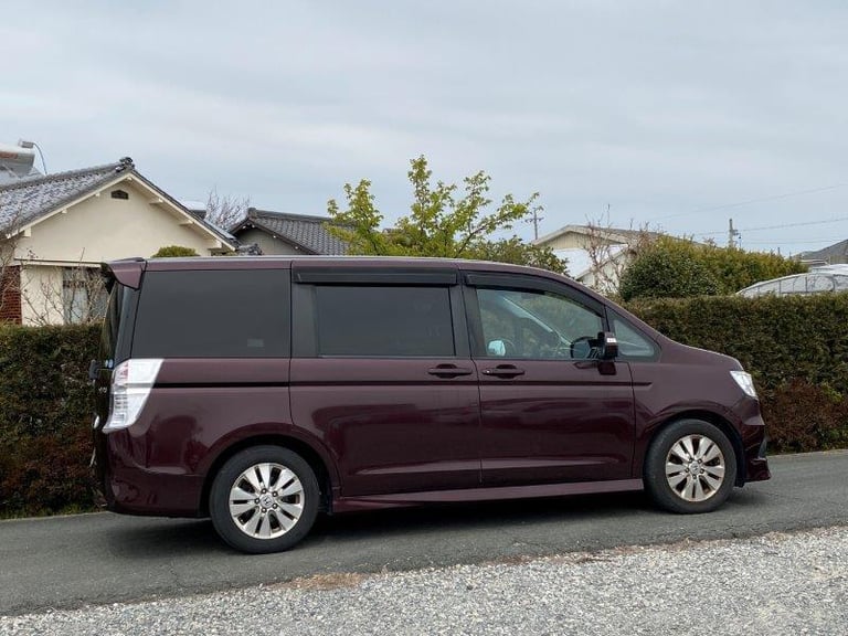 Honda Stepwagon/Alphard/Estima 2.0 Spada Z Auto 2.0 RK5 Auto 8 Seater MPV