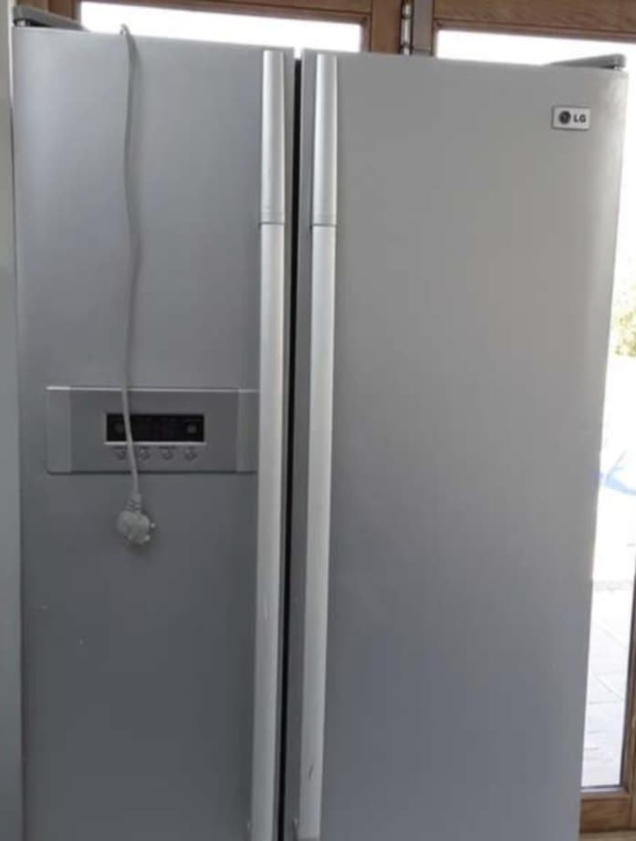 image for lg american fridge freezer, can deliver