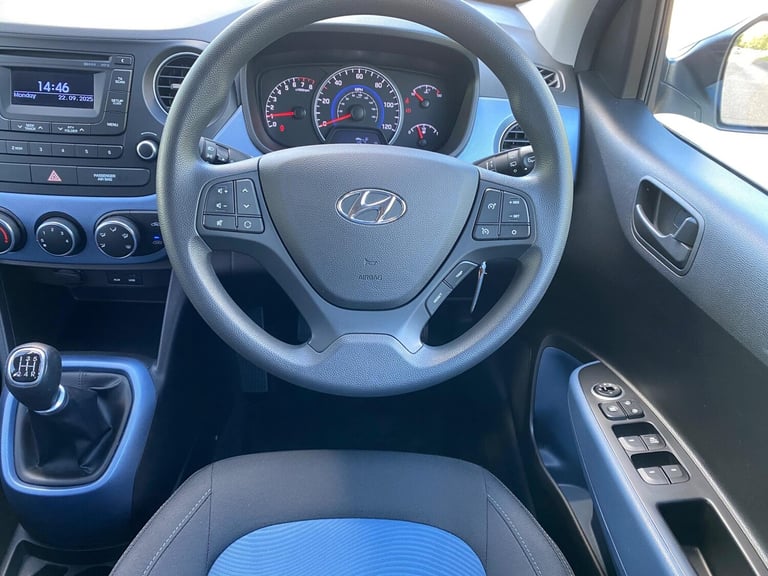 2015 Hyundai i10 1.0 SE Euro 5 5dr HATCHBACK Petrol Manual
