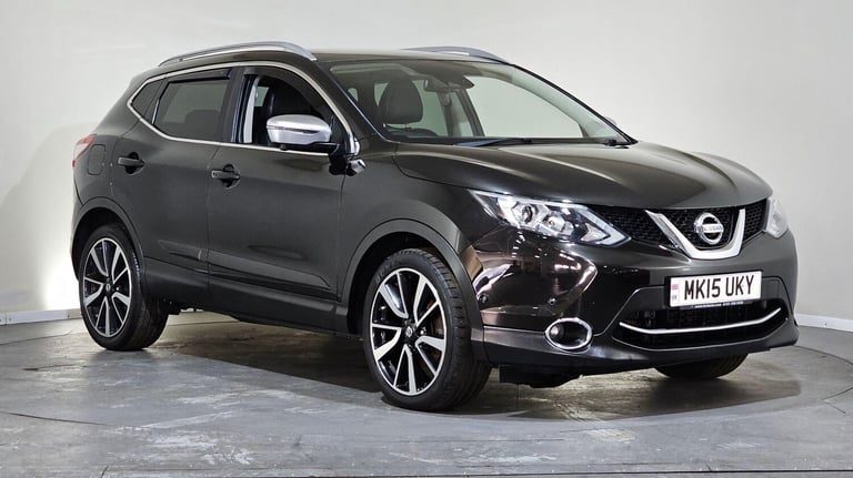 image for 2015 Nissan Qashqai 1.6 dCi Tekna 2WD Euro 5 (s/s) 5dr HATCHBACK Diesel Manual