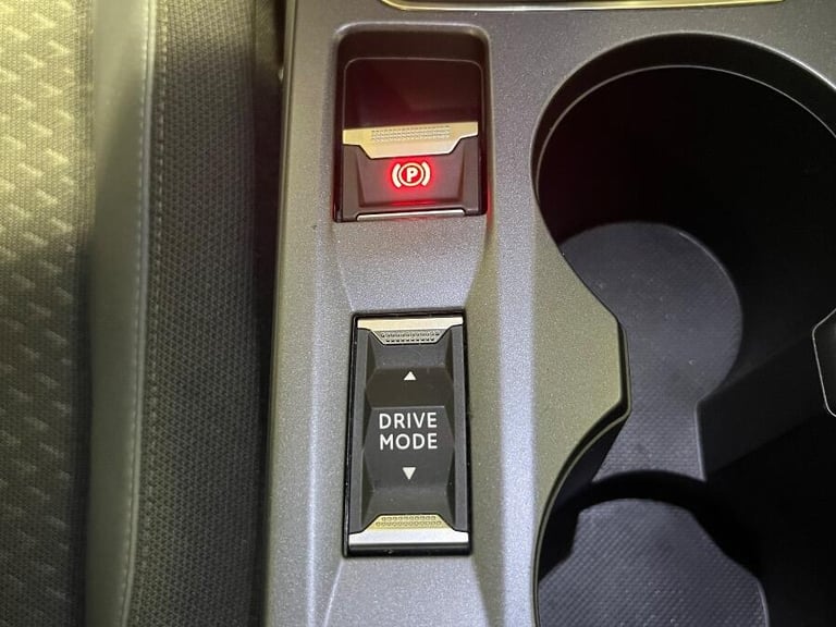 2020 Peugeot 2008 1.2 Puretech Allure Suv 5dr Petrol Manual Euro 6 (s/s) (100 Ps) HATCHBACK Petro...