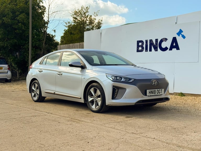 image for 2018 Hyundai IONIQ 28kWh Premium SE Hatchback 5dr Electric Auto (120 ps) HATCHBACK Electric Autom...