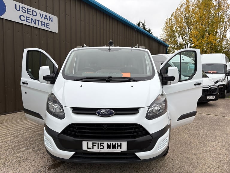 2015 Ford Transit Custom 2.2 TDCi 100ps Low Roof Van ECOnetic PANEL VAN Diesel Manual