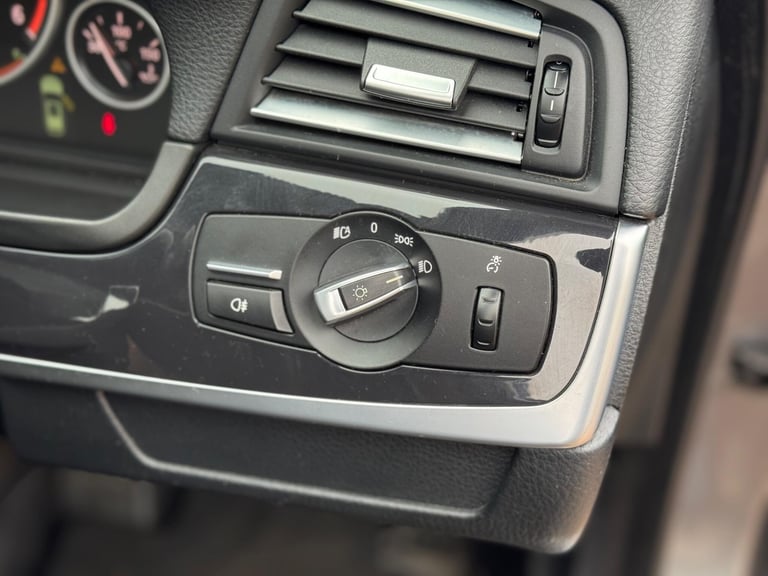 2013 BMW 5 Series 3.0 530d SE Touring Auto Euro 6 (s/s) 5dr ESTATE Diesel Automatic