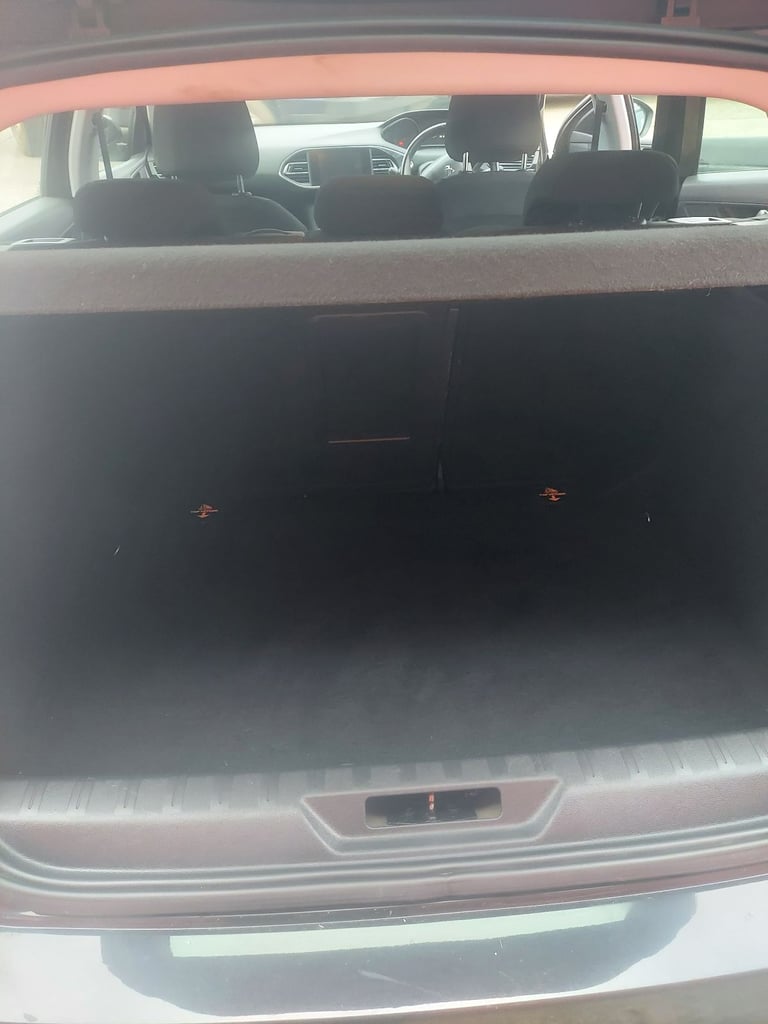 Peugeot, 308, Hatchback, 2015, Manual, 1997 (cc),5 doors - Image 2