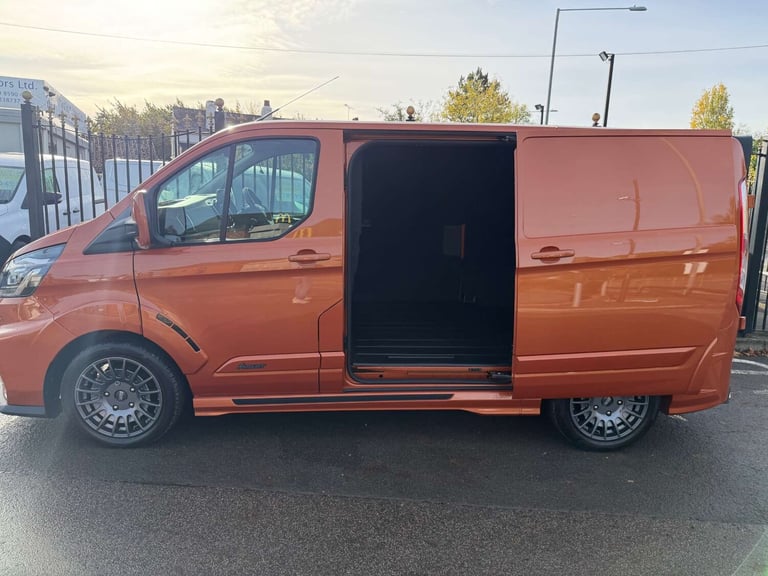 2023 Ford Transit Custom 2.0 EcoBlue 170ps Low Roof Limited Van PANEL VAN DIESEL Manual