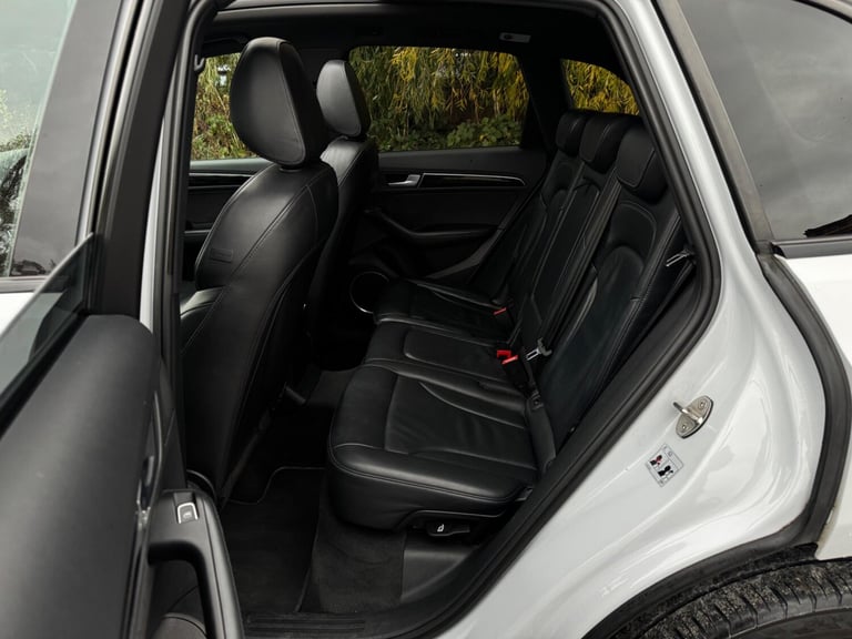  Audi Q5 2.0 TDI S line Plus Special Edition S Tronic quattro Euro 6 (s/s) 5dr Diesel Automatic
