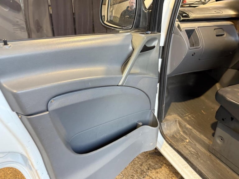 MERCEDES-BENZ VITO 2.1 111CDI Compact Panel Van SWB 5dr 2009