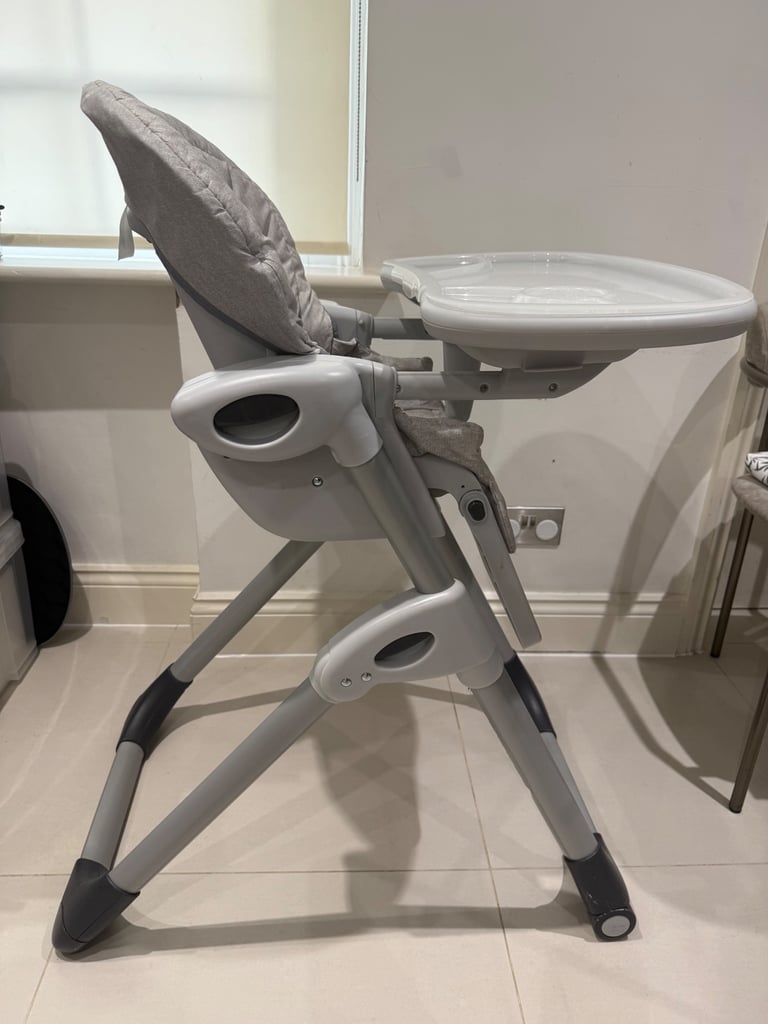 Joie High Chair, London, Sloane Square