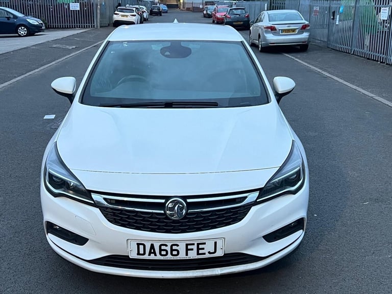2016 Vauxhall Astra 1.6 CDTi 16V 136 SRi Nav 5dr HATCHBACK Diesel Manual