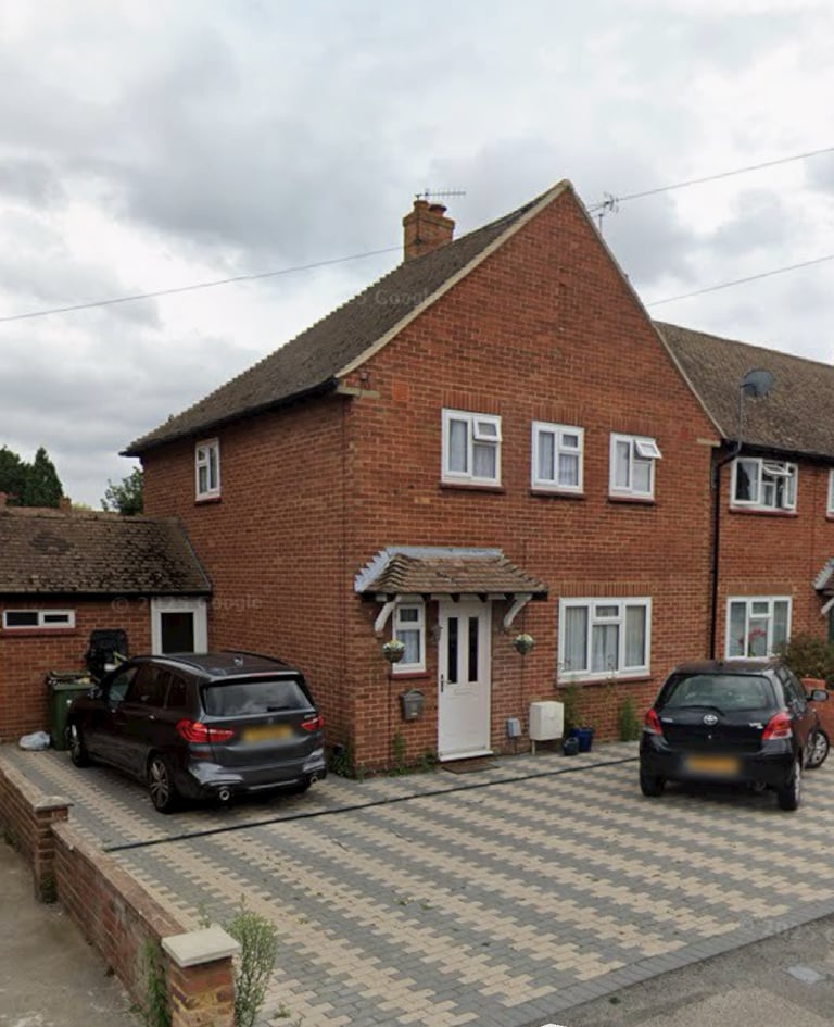 3 beds 2 bathrooms – House For Rent