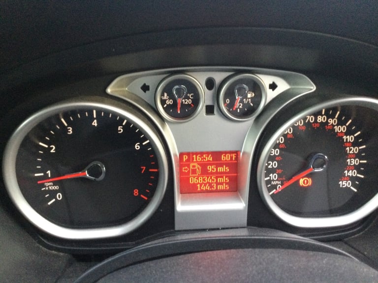 2008 Ford Focus 1.6 Zetec 5dr Auto ESTATE Petrol Automatic