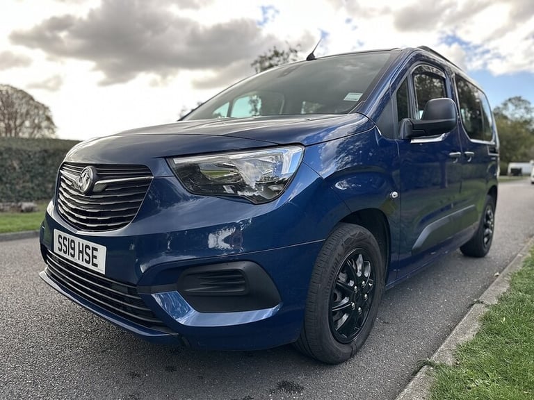 2019 Vauxhall Combo Life Turbo Design MPV Petrol Manual