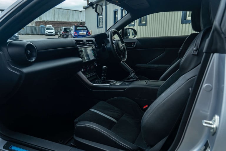 2023 Toyota GR86 2.4 D-4S 2dr COUPE PETROL Manual