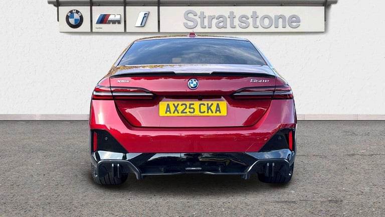 2025 BMW 5 Series 550e xDrive M Sport Pro 4dr Auto SALOON PETROL/ELECTRIC Automatic