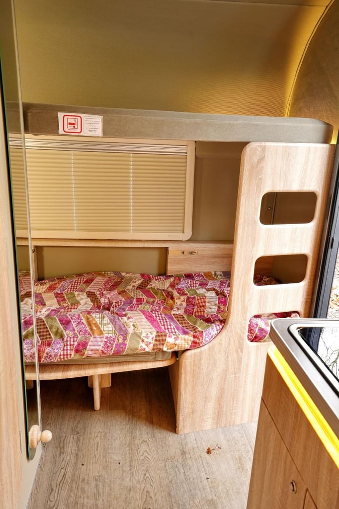 Freedom Carpento 360 - Lightweight 3 or 4 berth caravan with bathroom