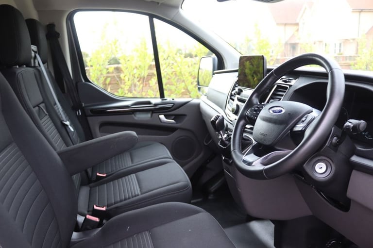 2023 Ford Transit Custom 2.0 300 EcoBlue Limited Panel Van 5dr Diesel Manual L1 H1 Euro 6 (s/s) (...