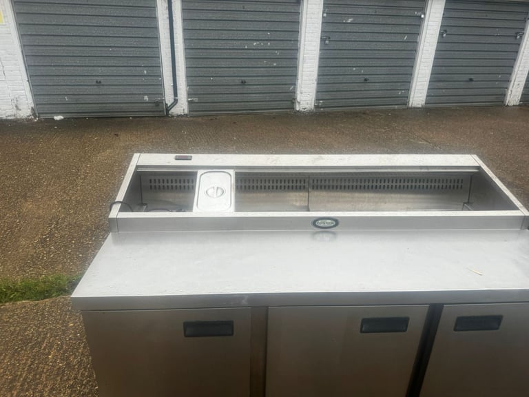 Foster 3 Door Prep Counter Fridge – Commercial Stainless Steel