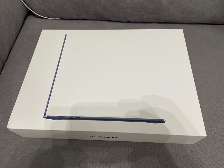 image for Apple MacBook Air (M3, 15-inch with 8-core CPU and 10-core GPU, 16GB Unified Memory, 256GB SSD