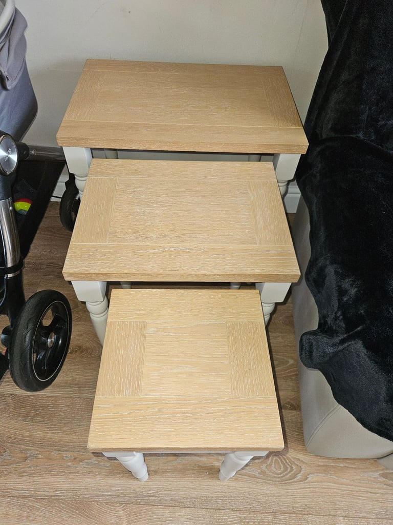 nest of tables table