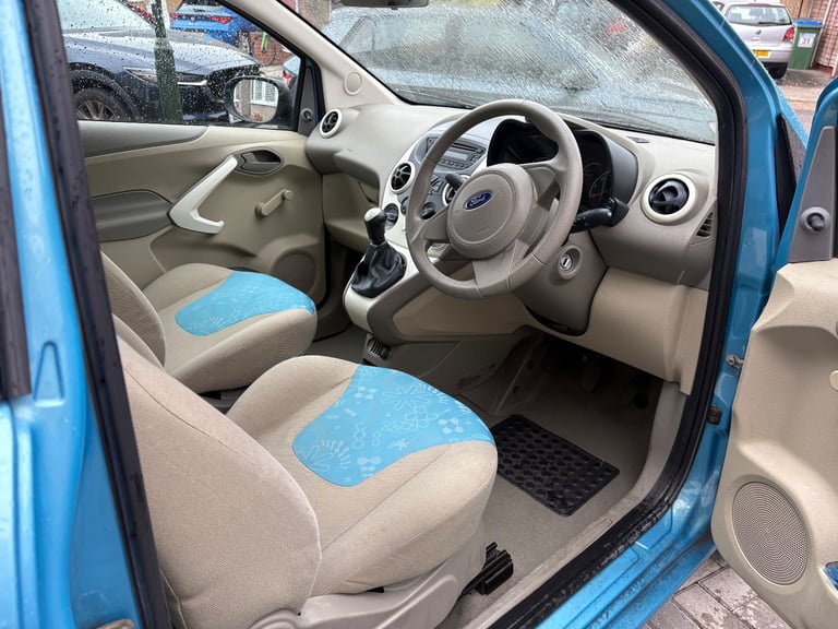 Ford, KA, Hatchback, 2009, Manual, 1242 (cc), 3 doors