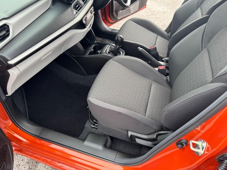  Suzuki Swift 1.2 MHEV Motion Hatchback 5dr Petrol Hybrid Manual Euro 6 (s/s) (82 ps) Petrol/Elec...