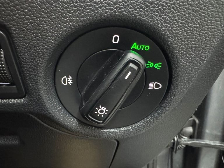 2022 Skoda Kamiq 1.0 TSI SE Drive SUV 5dr Petrol Manual Euro 6 (s/s) (110 ps) HATCHBACK Petrol Ma...