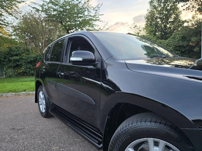 2010 Toyota RAV4 2.0 V-Matic XT-R SUV 5dr Petrol Multidrive S 4WD Euro 5 (158 ps) ESTATE Petrol A...