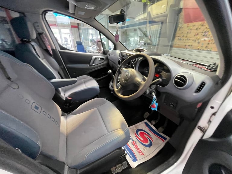 2009 Citroen Berlingo Berlingo Multispace VTR HDi 75 Camper DIESEL Manual