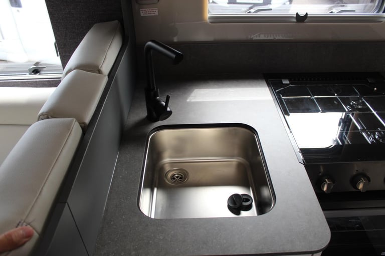 Auto-Trail F-Line F60 DIESEL AUTOMATIC 2025