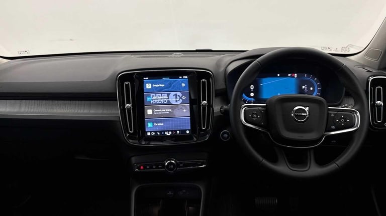 2025 Volvo XC40 2.0 B4 MHEV Ultra Bright DCT Auto Euro 6 (s/s) 5dr ESTATE Petrol/Electric Hybrid ...
