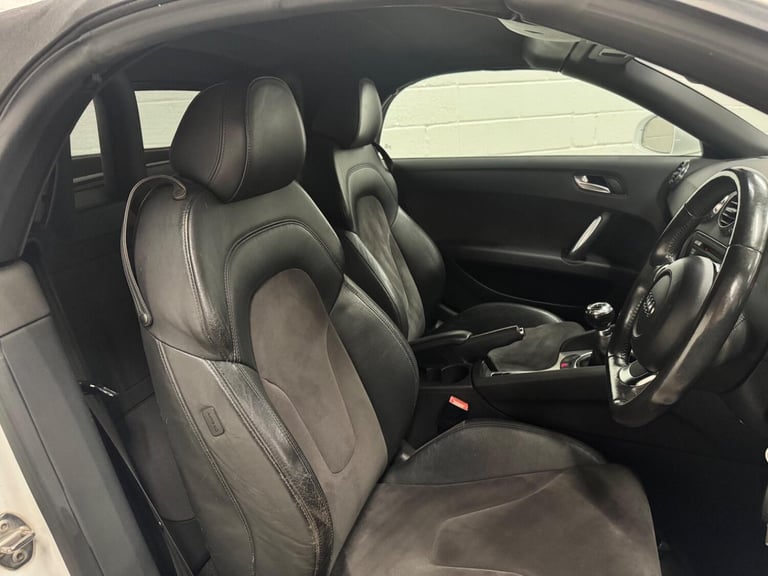 AUDI TT 1.8 TFSI White Manual Petrol 2010