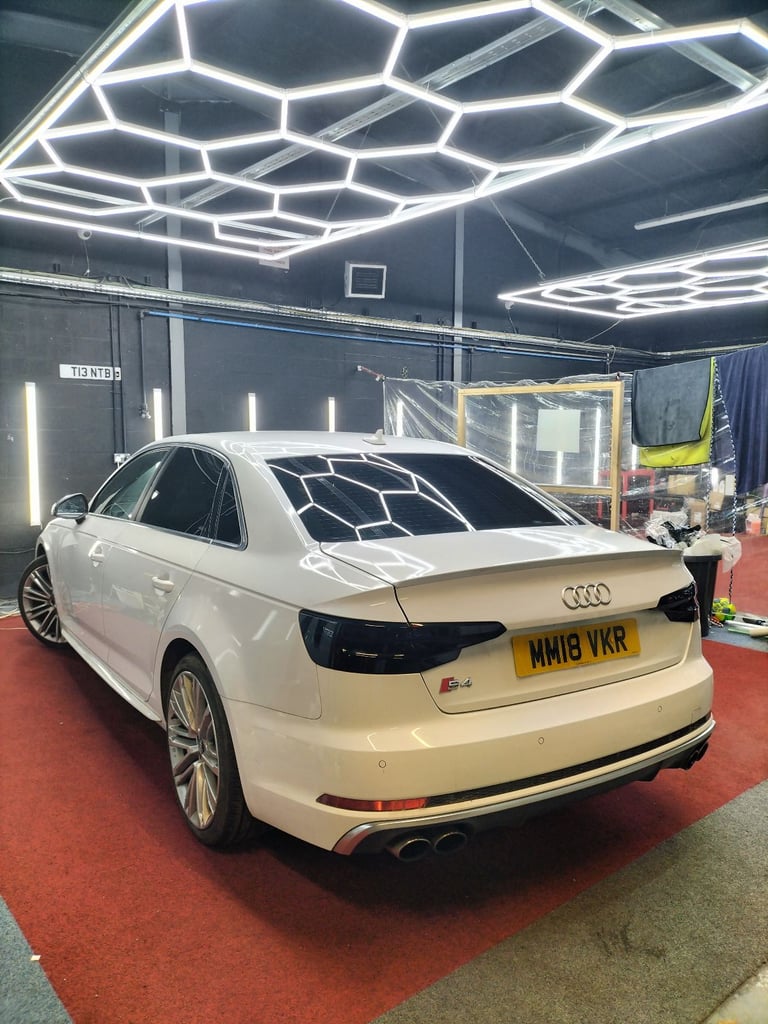 Audi, A4, Saloon, 2018, Semi-Auto, 2995 (cc), 4 doors