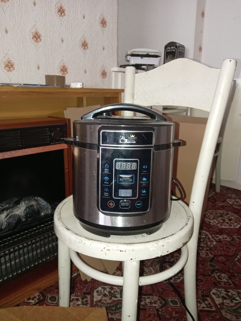 image for Pressure cooker 