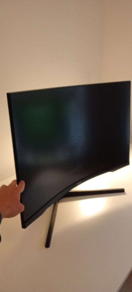 ONLY £50 !!! Gaming monitor - Samsung Odyssey Curved