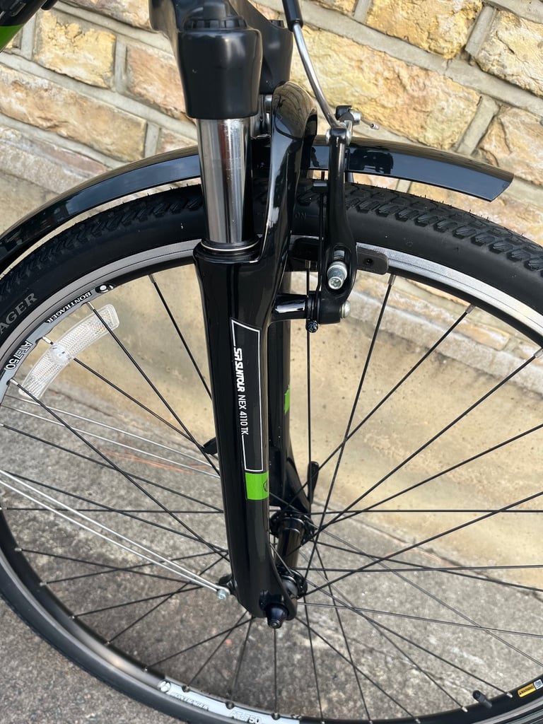 TREK 7100 Step-Through Super Lightweight Ladies bike