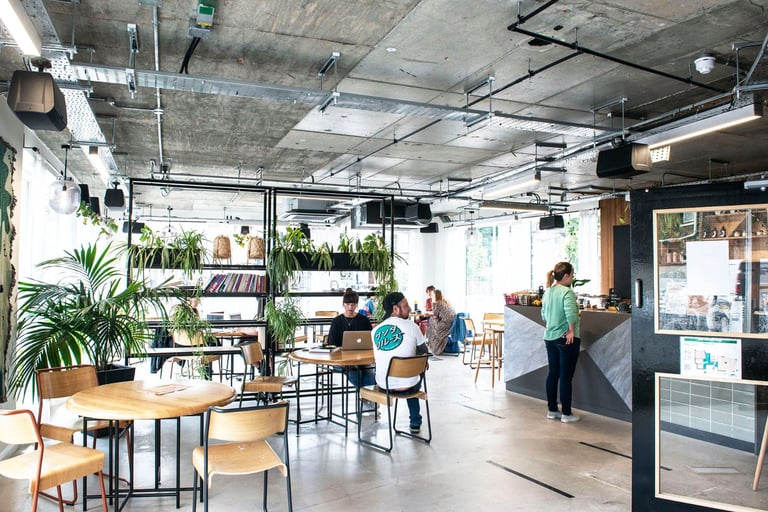 Desk Space | Coworking | Artist Studio | Creative Space | Office | Beauty Room in Leyton E10