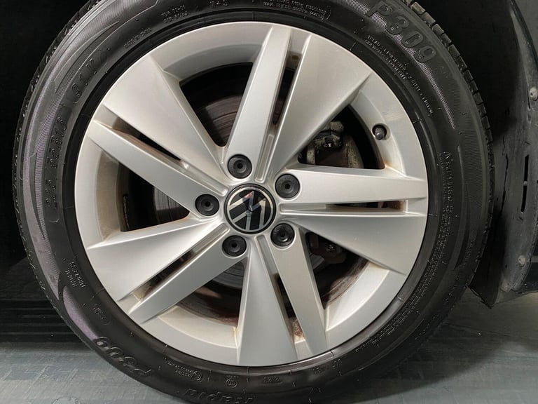 2020 Volkswagen Golf 1.5 eTSI MHEV Life DSG Euro 6 (s/s) 5dr HATCHBACK Petrol/Electric Hybrid Aut...
