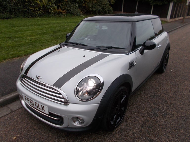 image for  MINI Hatch 1.6 Cooper Soho Euro 5 (s/s) 3dr Petrol Manual