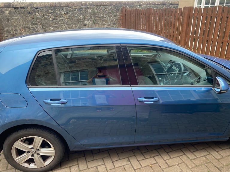 Volkswagen, GOLF, Hatchback, 2015, Manual, 1598 (cc), 5 doors