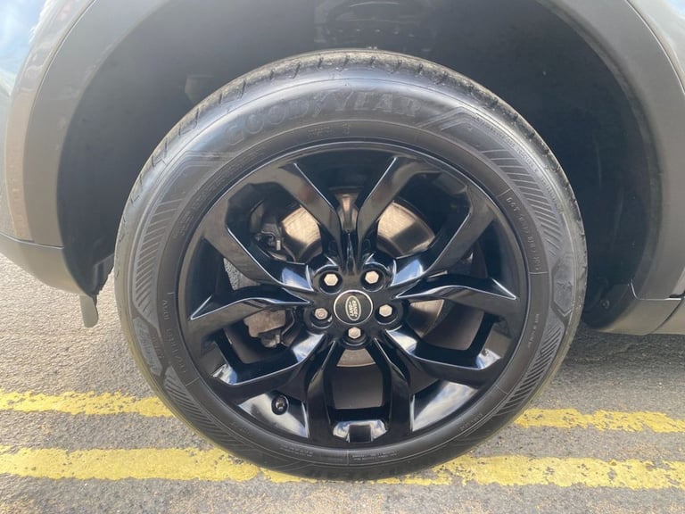 2018 Land Rover Discovery Sport 2.0 TD4 HSE SUV 5dr Diesel Auto 4WD Euro 6 (s/s) (180 ps) ESTATE ...