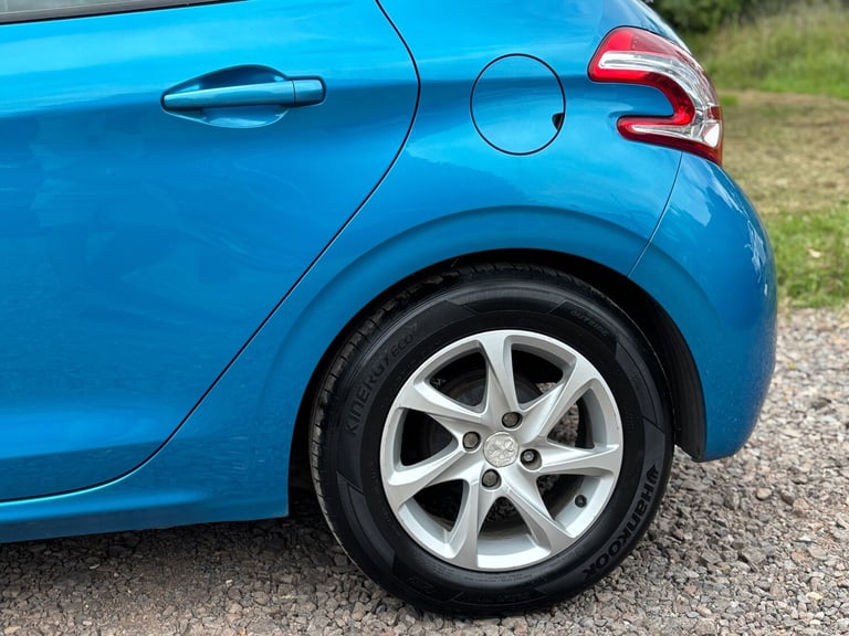 2012 Peugeot 208 1.0 VTi Active Only 65,000 Miles Metallic Blue 5 Door ULEZ 