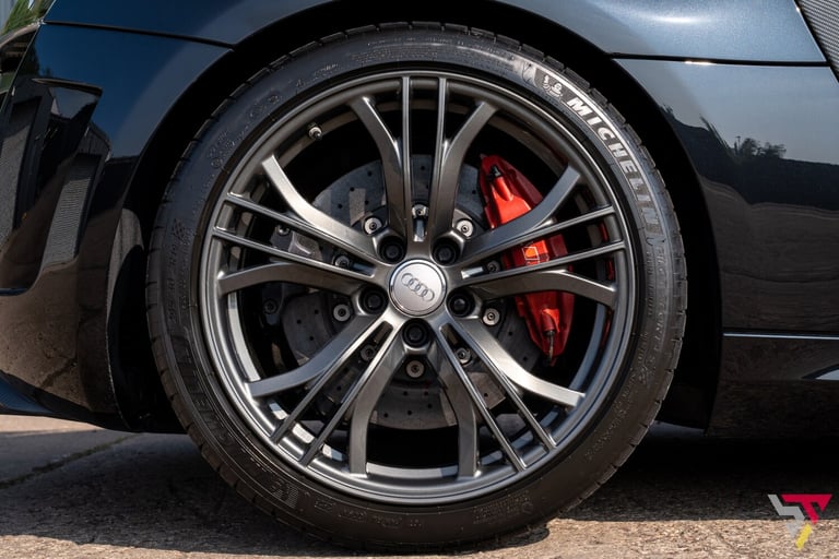 2011 (61) Audi R8 GT 5.2 V10 R-Tronic Auto Coupe 560PS | Phantom Black Metallic